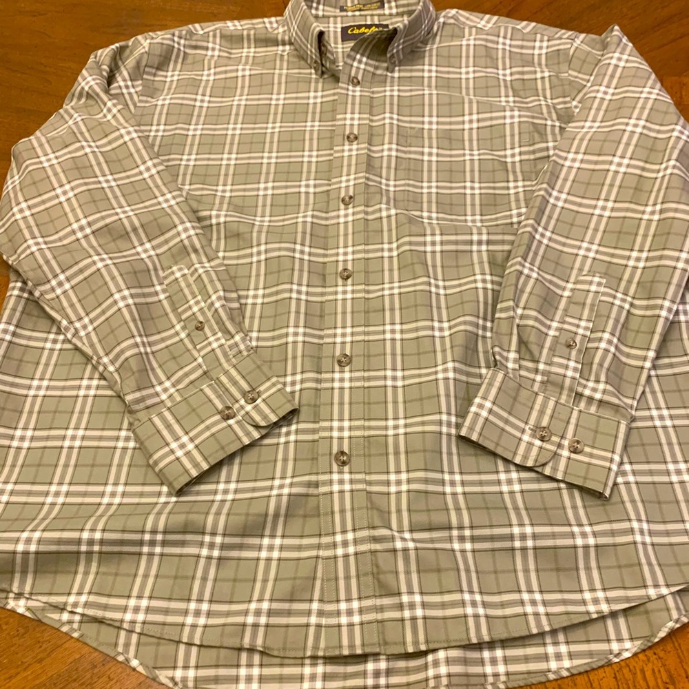 Men’s Cabela’s long sleeve, plaid, business casual shirt